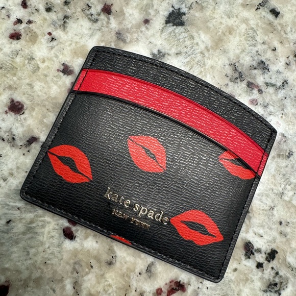 NWOT Spencer Kisses Cardholder - Picture 7 of 8
